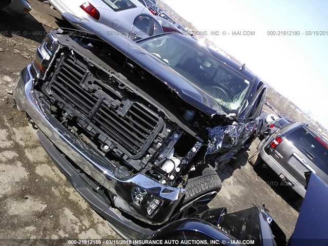 1GCVKREC5HZ322681 - 2017 CHEVROLET SILVERADO K1500 LT BLACK photo 2