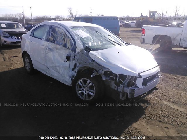 1G1JA5SH5C4221780 - 2012 CHEVROLET SONIC LS 白色 照片 6