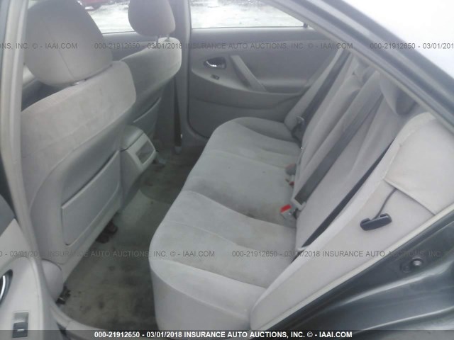 4T4BF3EK7BR190671 - 2011 TOYOTA CAMRY SE/LE/XLE Серый фото 8