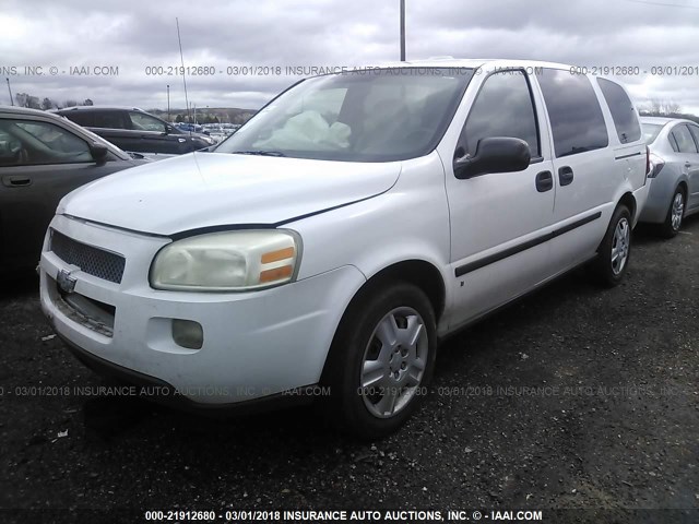 1GNDV23158D190814 - 2008 CHEVROLET UPLANDER LS WHITE photo 2