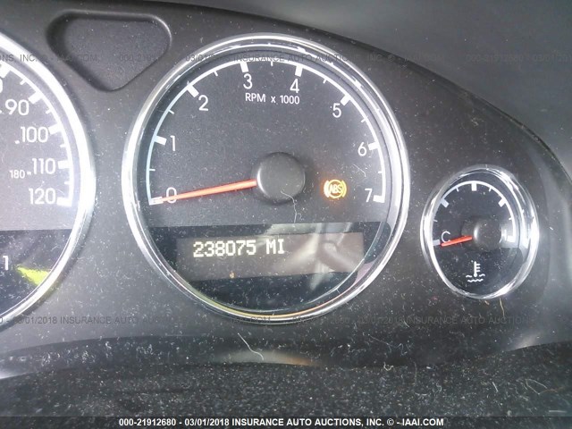 1GNDV23158D190814 - 2008 CHEVROLET UPLANDER LS WHITE photo 7