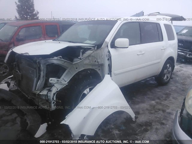 5FNYF4H6XCB035703 - 2012 HONDA PILOT EXL WHITE photo 2