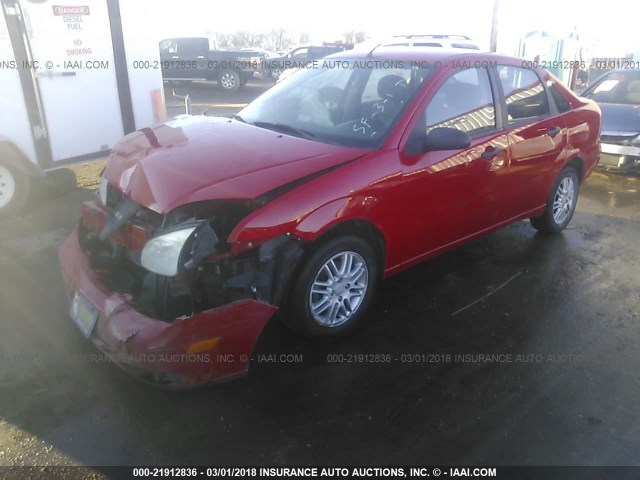 1FAHP34N27W108512 - 2007 FORD FOCUS ZX4/S/SE/SES RED photo 2