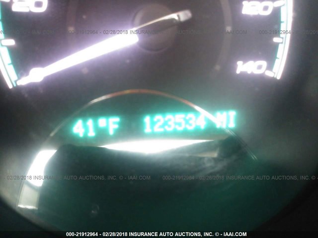 1G1ZA5EB0AF175254 - 2010 CHEVROLET MALIBU LS 银色 照片 7