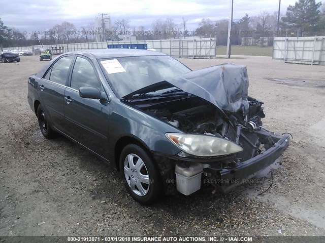 4T1BE30K45U087295 - 2005 TOYOTA CAMRY LE/XLE/SE GREEN photo 1
