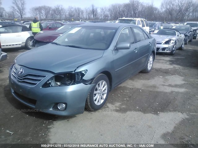 4T1BK3EK5AU606155 - 2010 TOYOTA CAMRY SE/LE/XLE TEAL photo 2