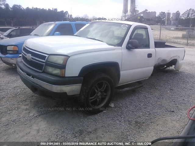 3GCEC14V97G256720 - 2007 CHEVROLET SILVERADO C1500 CLASSIC WHITE photo 2