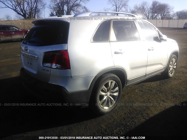 5XYKUDA23BG164182 - 2011 KIA SORENTO EX SILVER photo 4