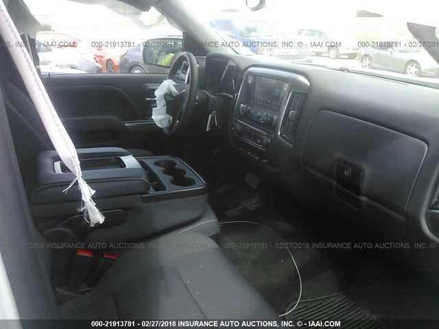 1GCRCREC9JZ134864 - 2018 CHEVROLET SILVERADO C1500 LT Weiß Foto 5