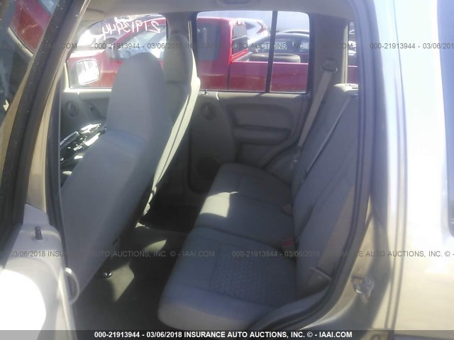 1J4GL48K66W163481 - 2006 JEEP LIBERTY SPORT 棕色 照片 8