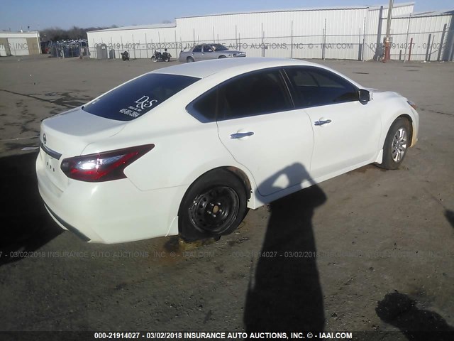 1N4AL3AP5GC292669 - 2016 NISSAN ALTIMA 2.5/S/SV/SL/SR WHITE photo 4