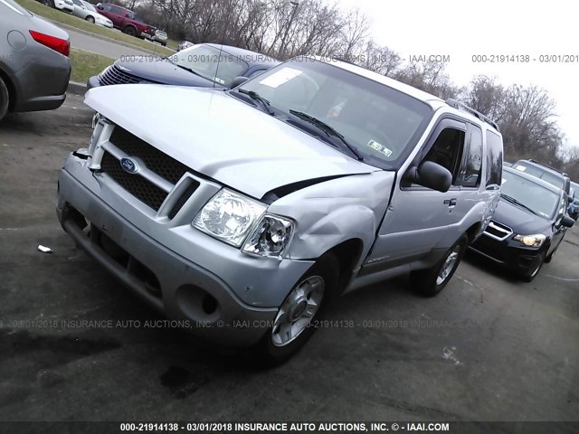 1FMYU70E11UC26047 - 2001 FORD EXPLORER SPORT SILVER photo 2