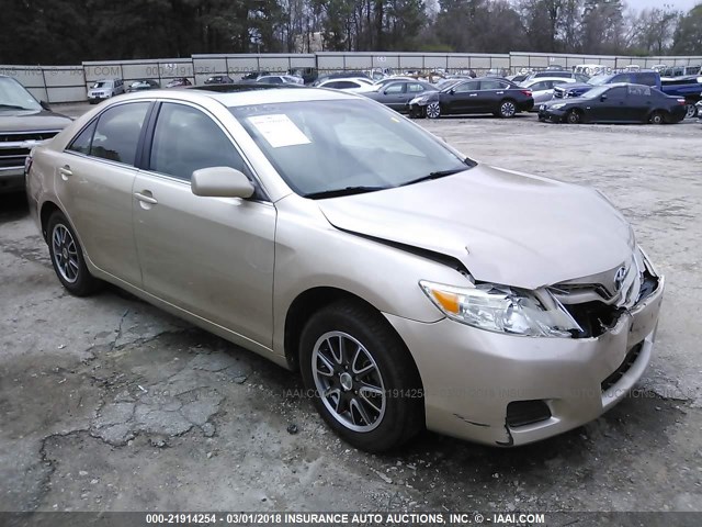 4T4BF3EK9AR060437 - 2010 TOYOTA CAMRY SE/LE/XLE GOLD photo 1