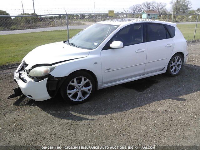 JM1BK344781138657 - 2008 MAZDA 3 HATCHBACK WHITE photo 2