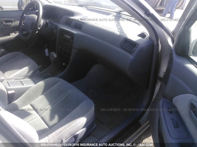 4T1BG22K11U065394 - 2001 TOYOTA CAMRY CE/LE/XLE 银色 照片 5