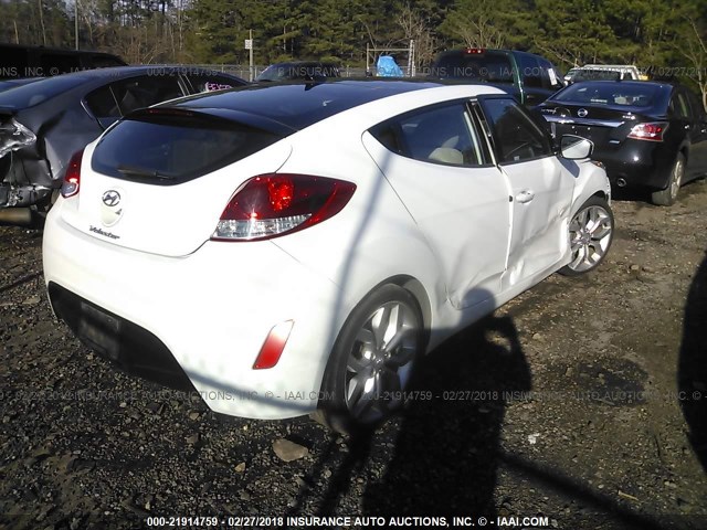 KMHTC6AD0CU029094 - 2012 HYUNDAI VELOSTER WHITE photo 4