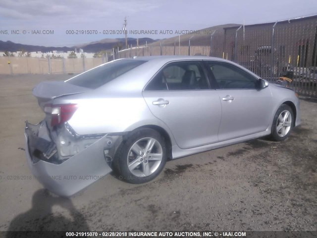 4T1BF1FK5DU693440 - 2013 TOYOTA CAMRY L/SE/LE/XLE SILVER photo 4