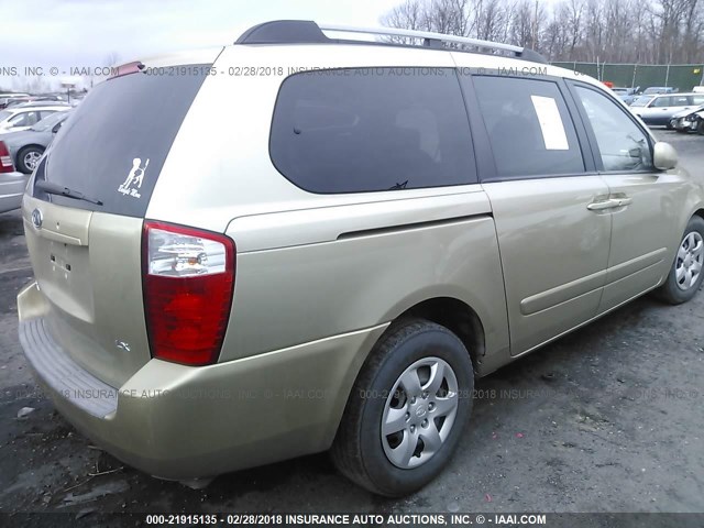 KNDMB233286214915 - 2008 KIA SEDONA EX/LX GOLD photo 4