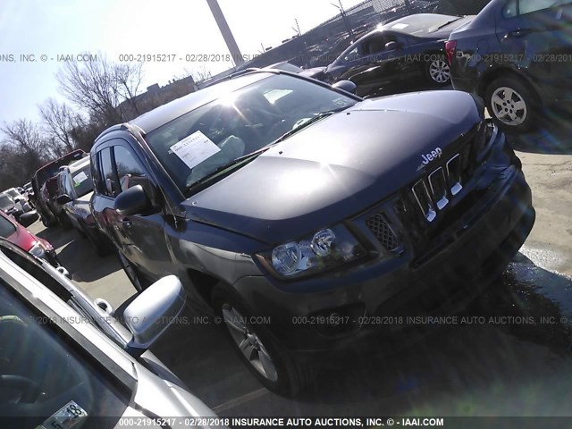 1C4NJDEB2HD135229 - 2017 JEEP COMPASS LATITUDE 灰色 照片 1