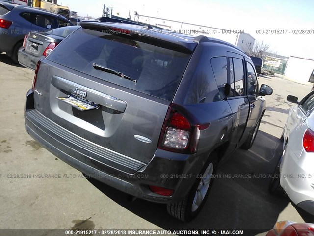 1C4NJDEB2HD135229 - 2017 JEEP COMPASS LATITUDE 灰色 照片 4
