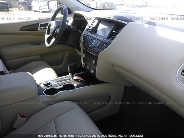 5N1DR2MM2HC902686 - 2017 NISSAN PATHFINDER S/SV/SL/PLATINUM 白色 照片 5