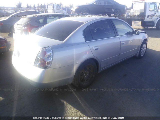 1N4AL11D15N402824 - 2005 NISSAN ALTIMA S/SL SILVER photo 4