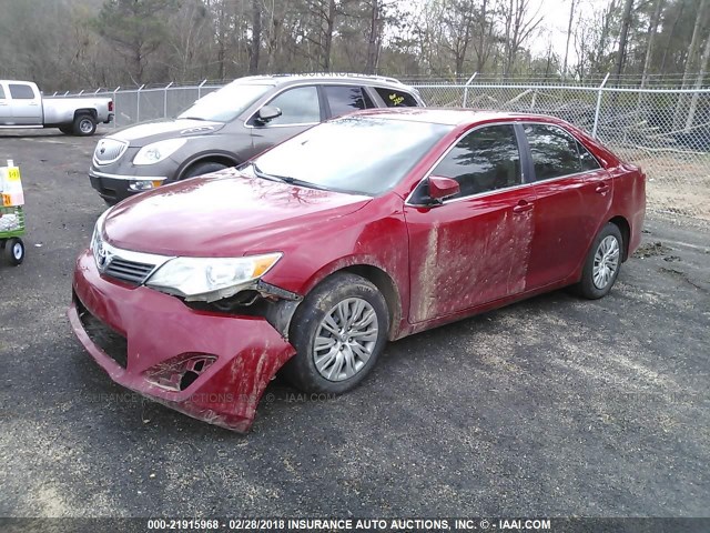 4T1BF1FK7DU685713 - 2013 TOYOTA CAMRY L/SE/LE/XLE RED photo 2