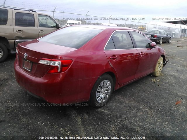 4T1BF1FK7DU685713 - 2013 TOYOTA CAMRY L/SE/LE/XLE RED photo 4