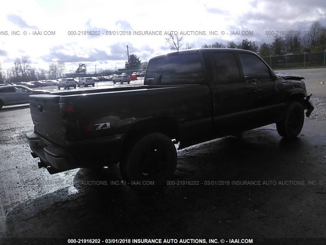 1GCEK19Z05Z213413 - 2005 CHEVROLET SILVERADO K1500 BLACK photo 4