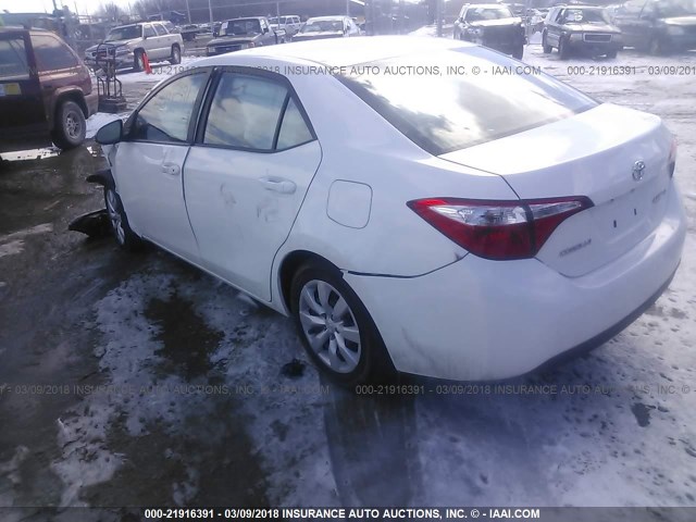 5YFBURHE0FP224899 - 2015 TOYOTA COROLLA L/LE/LE PLS/PRM/S/S PLS WHITE photo 3