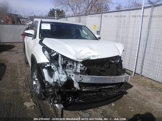 5TDBKRFH5GS341552 - 2016 TOYOTA HIGHLANDER LE/LE PLUS WHITE photo 6