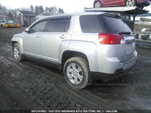 2CTFLREC3B6273599 - 2011 GMC TERRAIN SLE SILVER photo 3