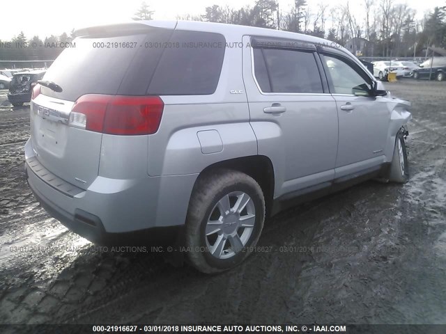 2CTFLREC3B6273599 - 2011 GMC TERRAIN SLE SILVER photo 4