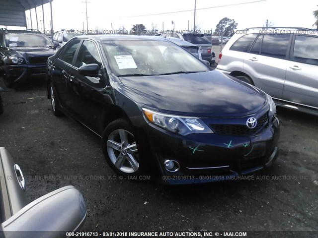 4T1BF1FKXDU273172 - 2013 TOYOTA CAMRY L/SE/LE/XLE 黑色 照片 1