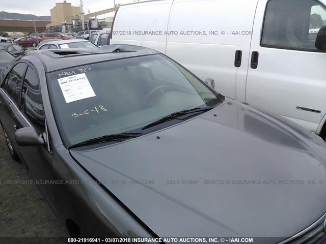 4T1BE32K25U958773 - 2005 TOYOTA CAMRY LE/XLE/SE 灰色 照片 6