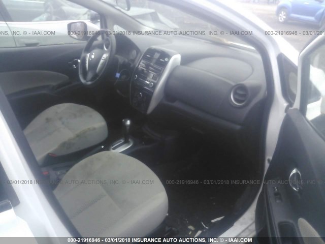 3N1CE2CP1FL428290 - 2015 NISSAN VERSA NOTE S/S PLUS/SV/SL/SR WHITE photo 5