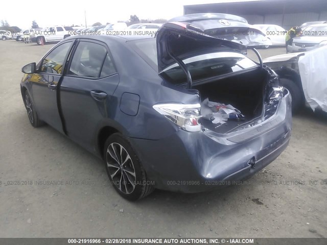 5YFBURHE0HP685975 - 2017 TOYOTA COROLLA L/LE/XLE/SE/XSE GRAY photo 3