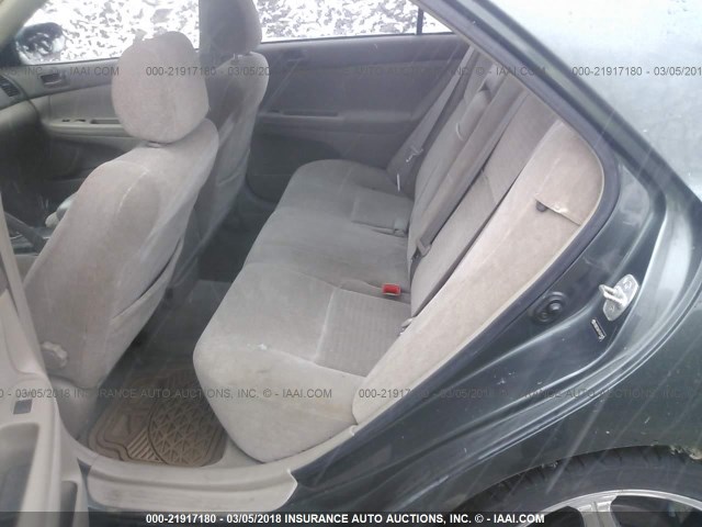 JTDBE32K030207423 - 2003 TOYOTA CAMRY LE/XLE Կանաչ լուսանկար 8