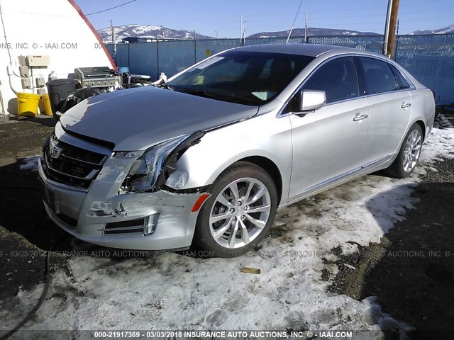 2G61N5S32H9107775 - 2017 CADILLAC XTS LUXURY SILVER photo 2