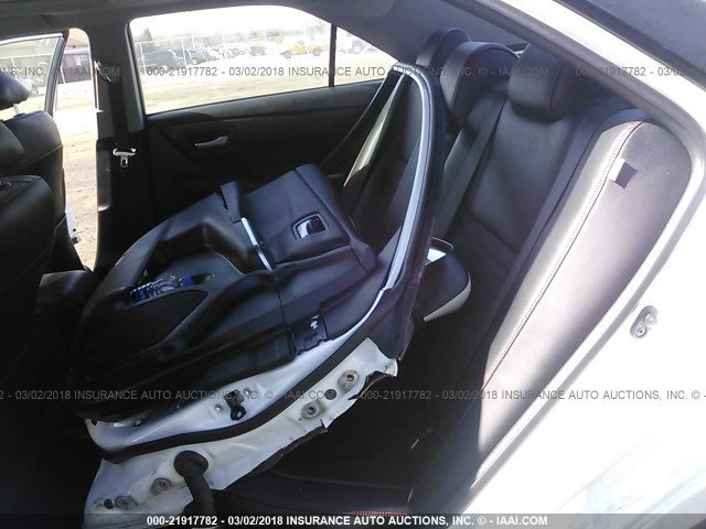 4T1BF1FK2HU301116 - 2017 TOYOTA CAMRY LE/XLE/SE/XSE WHITE photo 8