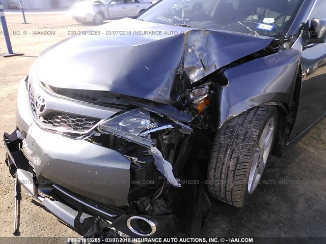 4T1BF1FKXEU378571 - 2014 TOYOTA CAMRY L/SE/LE/XLE 灰色 照片 6
