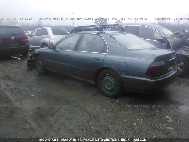 1HGCD5639VA053315 - 1997 HONDA ACCORD LX/EX BLUE photo 3