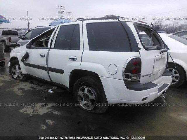 1GNDT13S052235478 - 2005 CHEVROLET TRAILBLAZER LS/LT WHITE photo 3