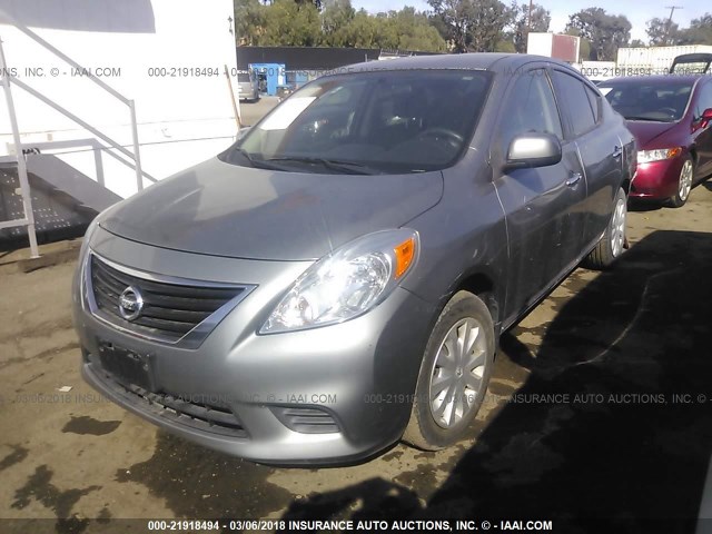 3N1CN7AP3CL893715 - 2012 NISSAN VERSA S/SV/SL GRAY photo 2