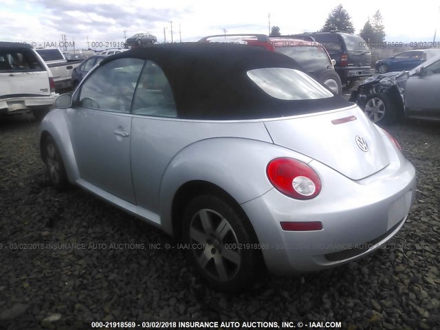 3VWPF31Y26M319955 - 2006 VOLKSWAGEN NEW BEETLE CONVERTIBLE SILVER photo 3