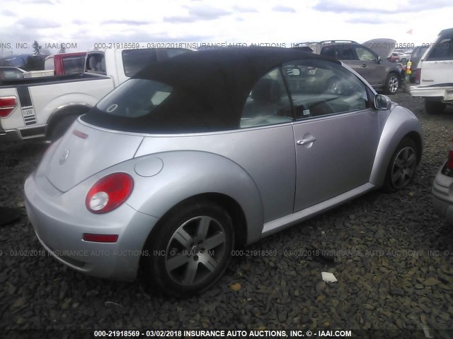 3VWPF31Y26M319955 - 2006 VOLKSWAGEN NEW BEETLE CONVERTIBLE SILVER photo 4