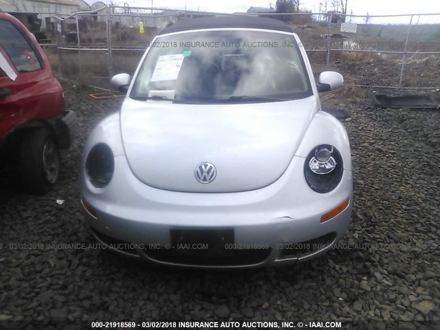 3VWPF31Y26M319955 - 2006 VOLKSWAGEN NEW BEETLE CONVERTIBLE SILVER photo 6