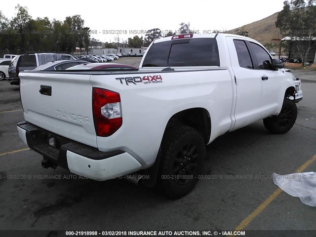 5TFUY5F16GX572585 - 2016 TOYOTA TUNDRA DOUBLE CAB SR/SR5 WHITE photo 4