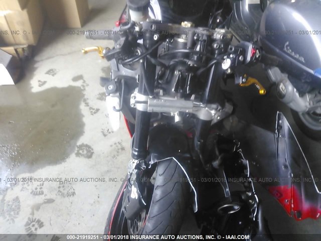 JS1GR7MA7E2100747 - 2014 SUZUKI GSX-R750 BLACK photo 5