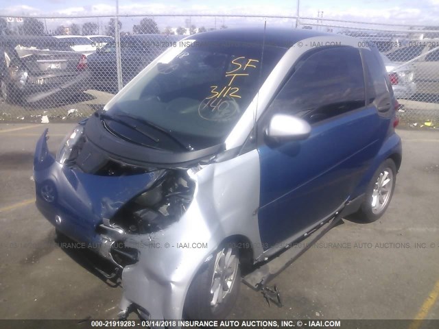 WMEEJ31X78K187562 - 2008 SMART FORTWO PURE/PASSION SILVER photo 2